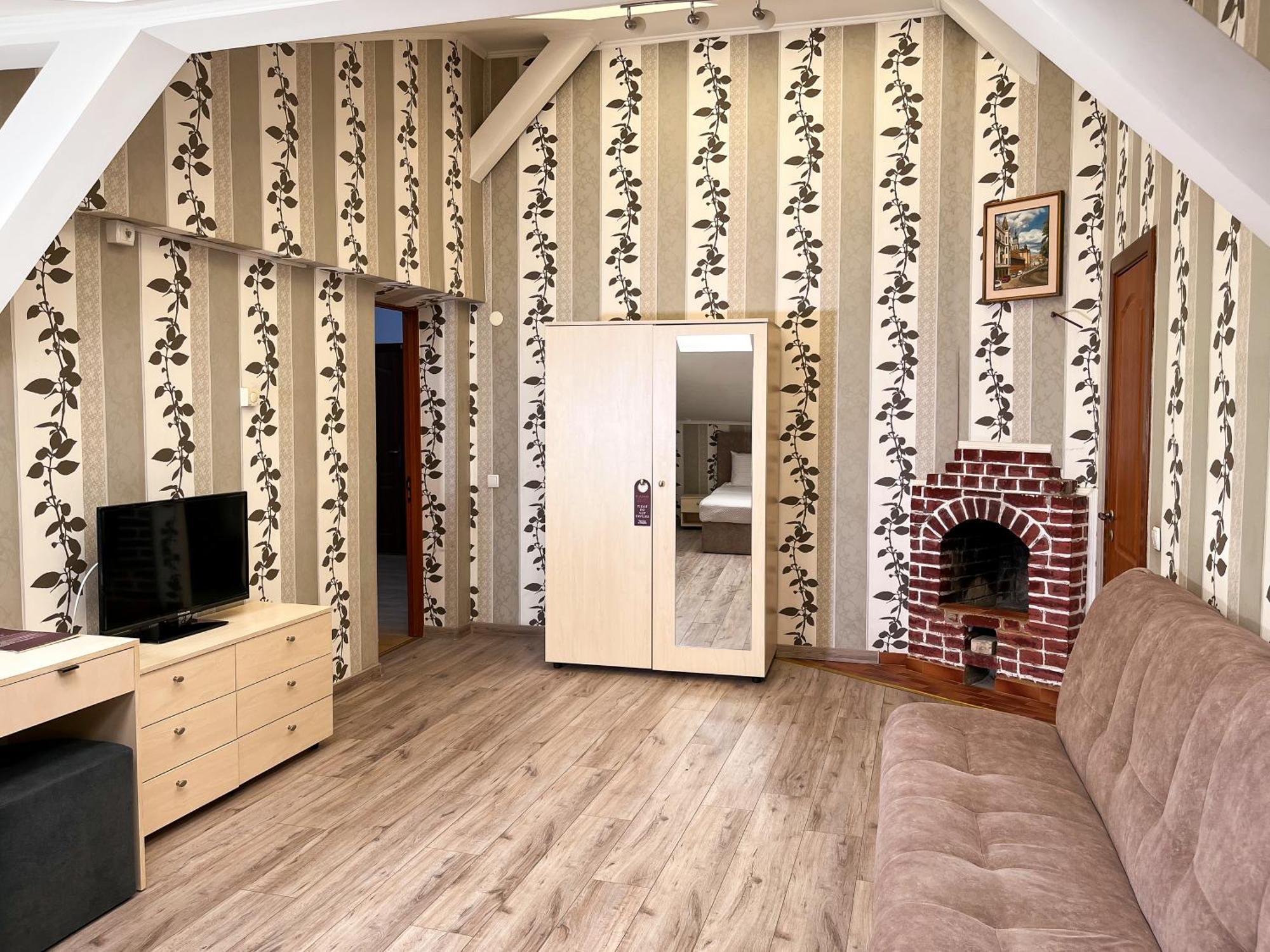 Plazma Otel 3*