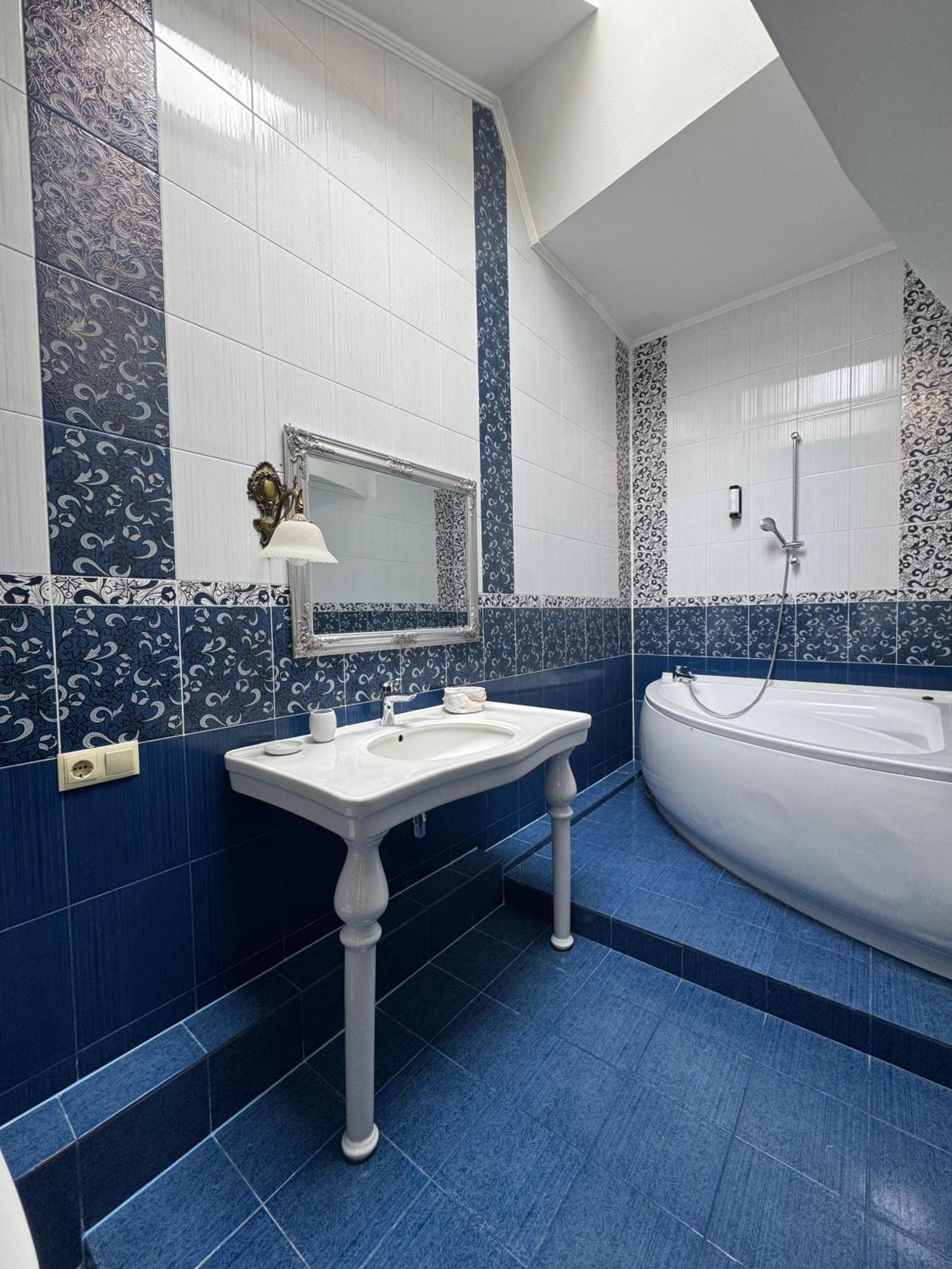 Plazma Otel 3*