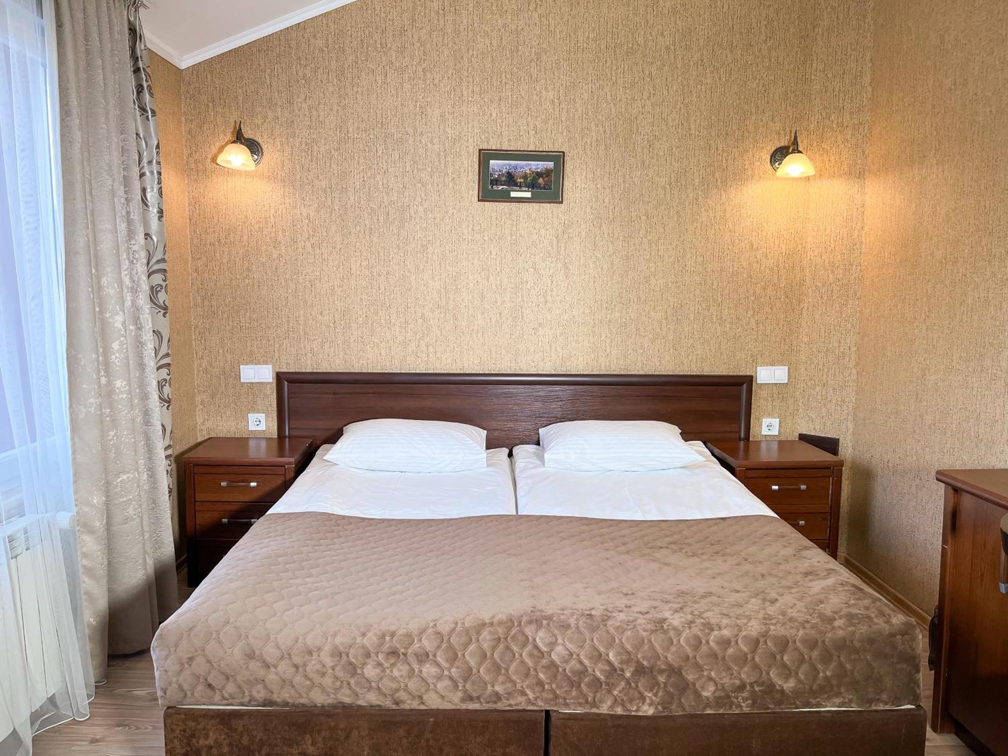 Hotel Plazma Lviv